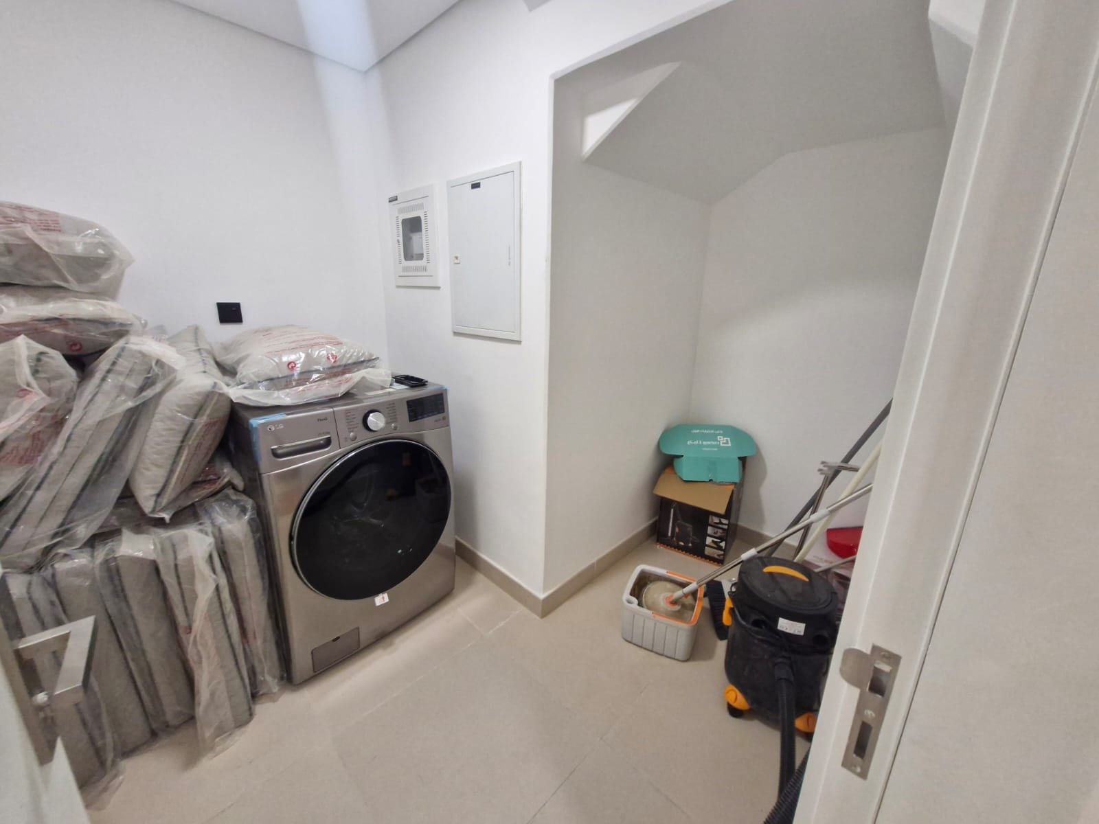 ✨ Luxurious Fully Furnished 3BD Duplex Villa for Rent in Sedra +Helper Room (ROSHN) 🏡